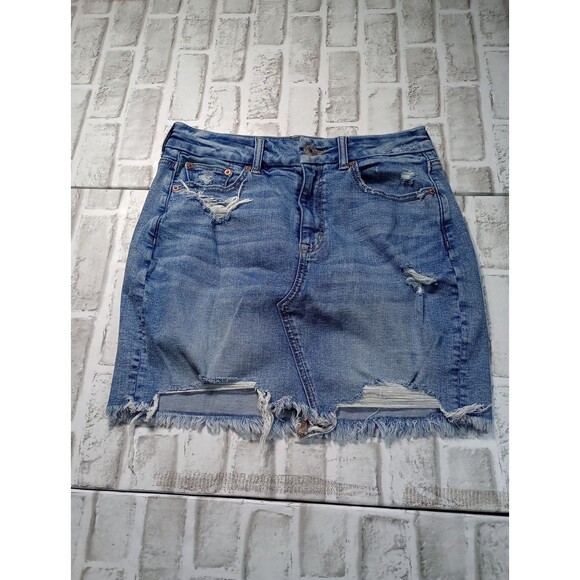American Eagle Outfitters Dresses & Skirts - American Eagle Women’s Denim Distressed Skirt Size 8 Long  Curvy Hi rise